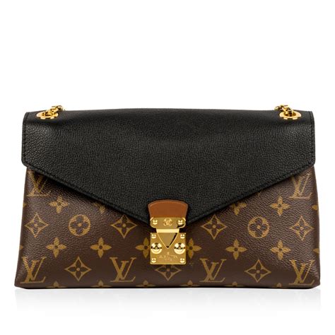 louis vuitton black chain bag|louis vuitton chain shoulder bag.